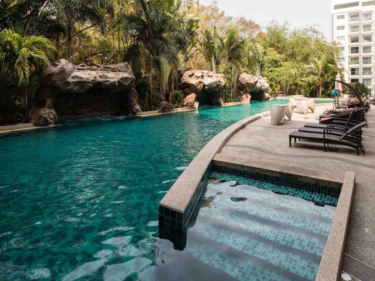 Appartamento Club Royal Wongamat Pattaya Esterno foto